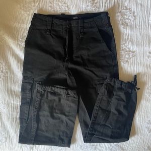 Straight Leg Jogger Cargo Pants (XS) - Forever 21 - Downtown Chic!